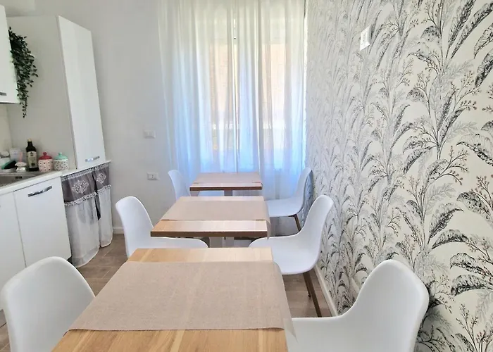 Homeaway Portanuova 3* Пескара
